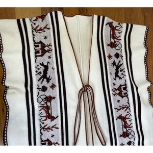 Vintage 70s Sweater Wrap‎ Poncho Horses Womans Country Designs 36" Long